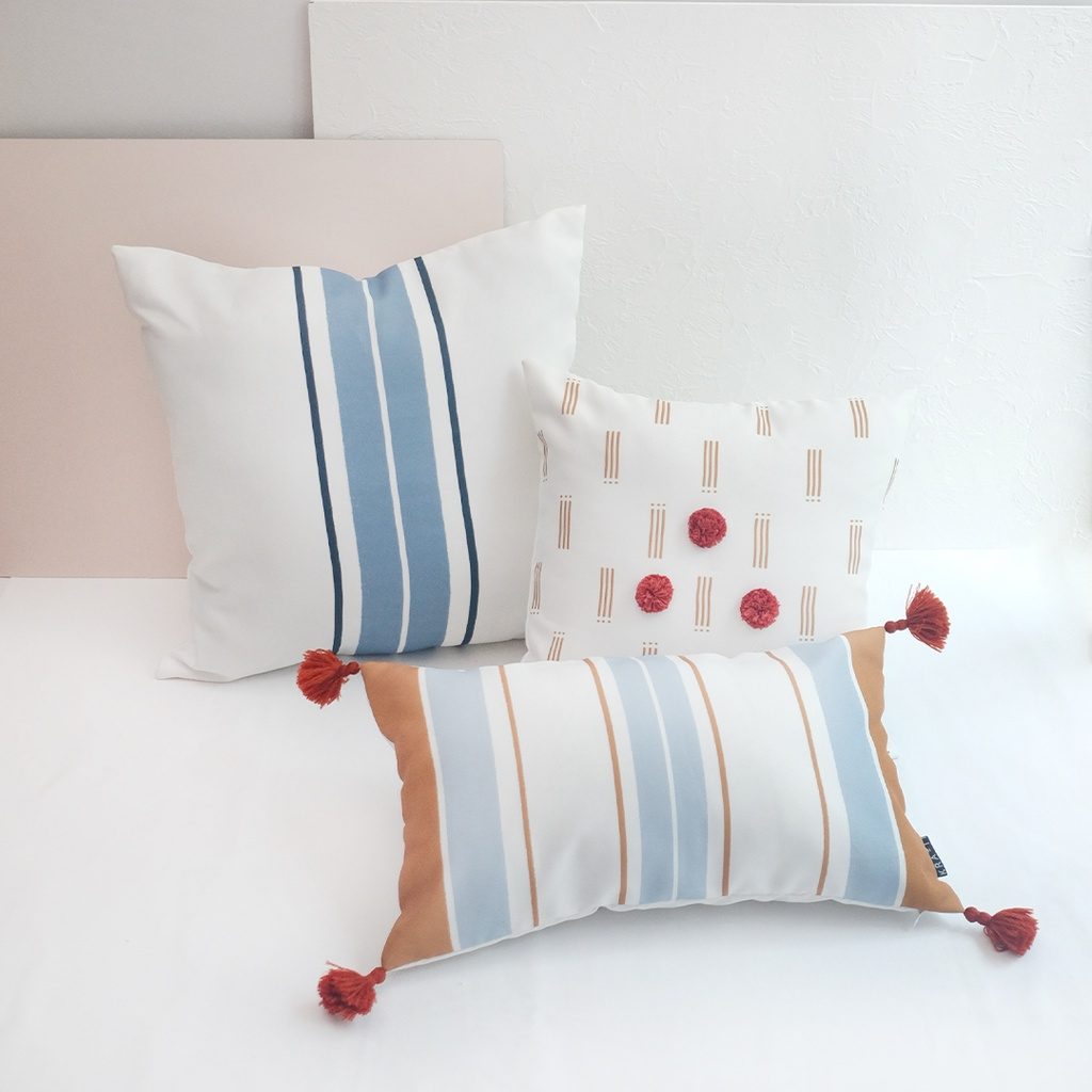 Bantal Sofa / STRIOCA 30x50 Cushion   / Bantal 30x50 cm / Bantal