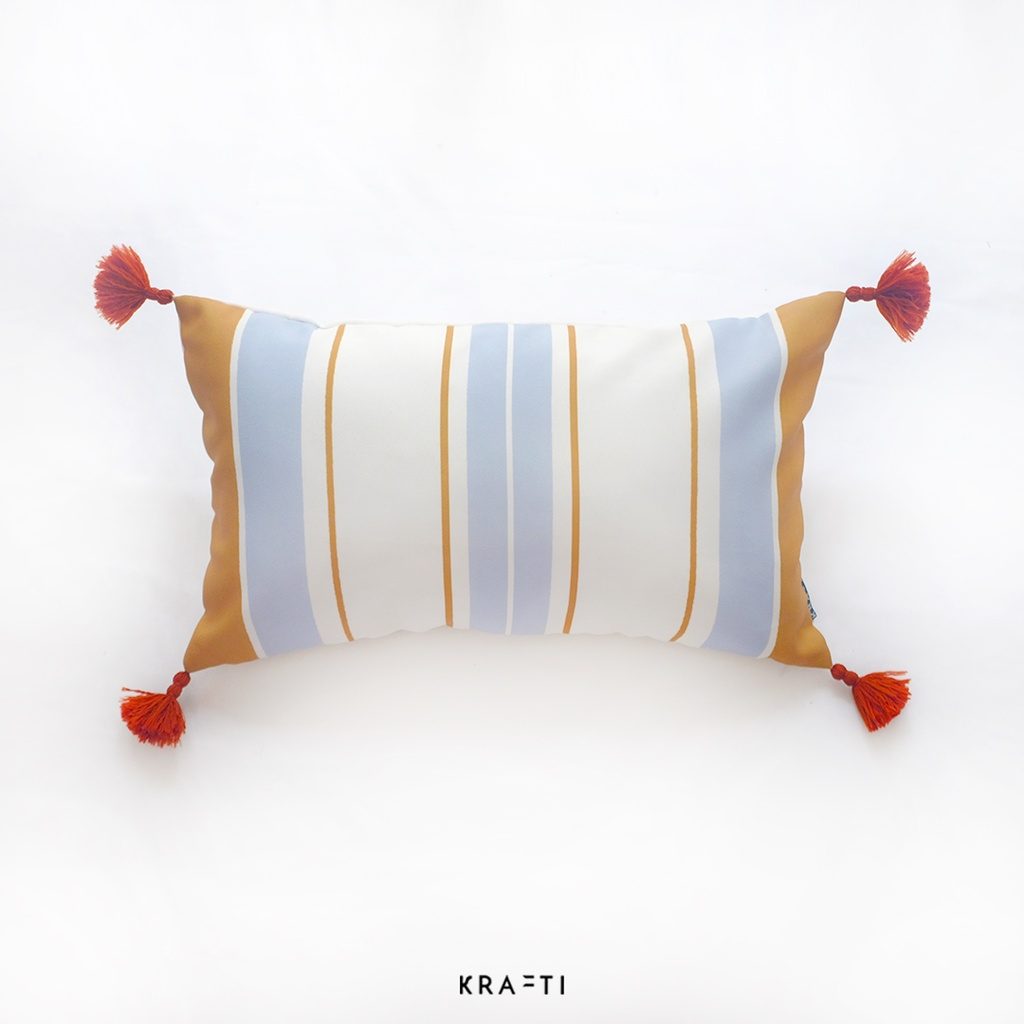Bantal Sofa / STRIOCA 30x50 Cushion   / Bantal 30x50 cm / Bantal