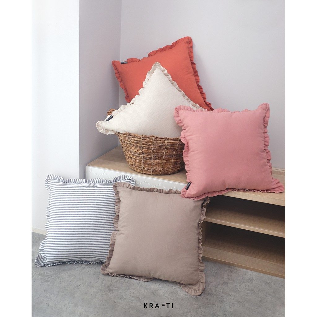Bantal Sofa / Bantal 45x45 / Sarung Bantal Sofa / SERENA FRILL / Bantal