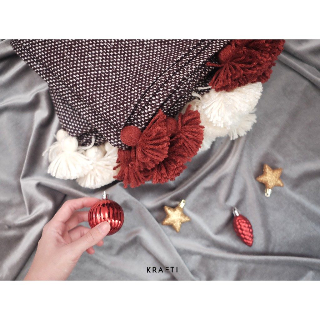 Selimut sofa / selimut natal / dekorasi natal / Crimson Wool Blanket