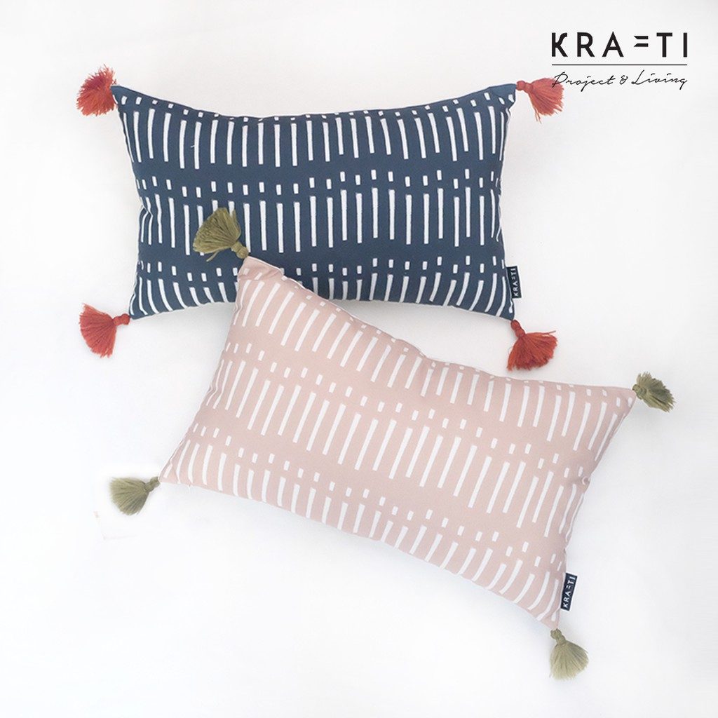 Bantal Sofa / Bantal motif abstract  / Bantal 30x50 cm