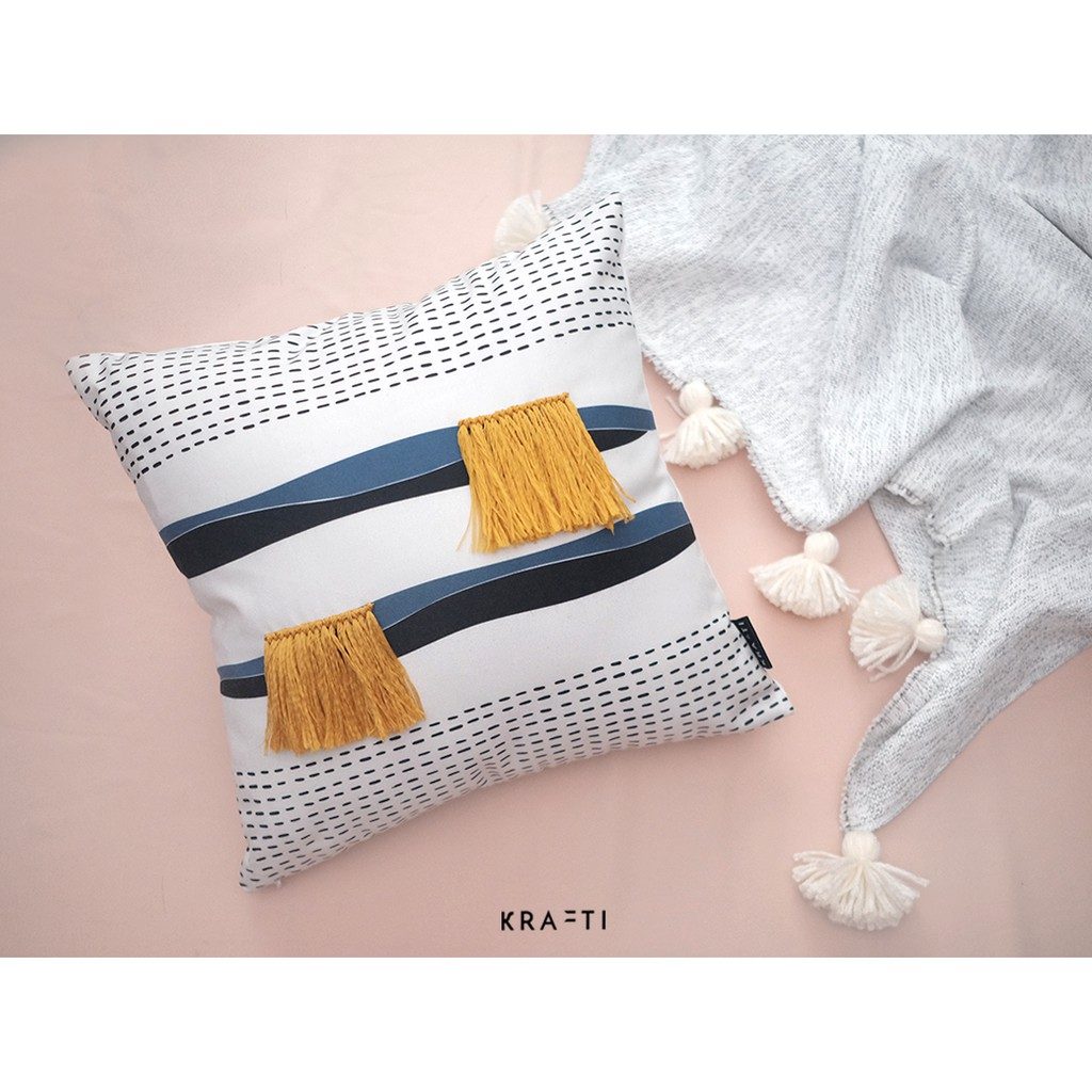 Selimut Sofa / Selimut Travelling / Selimut Tassel /Tweed Weaved Blanket