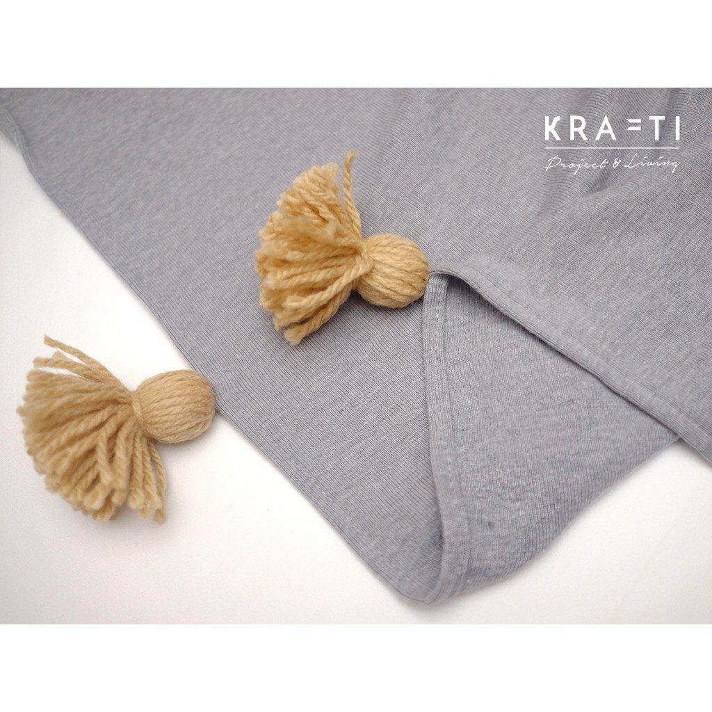 Selimut Sofa / Selimut Travelling Grey Knit 100x150cm