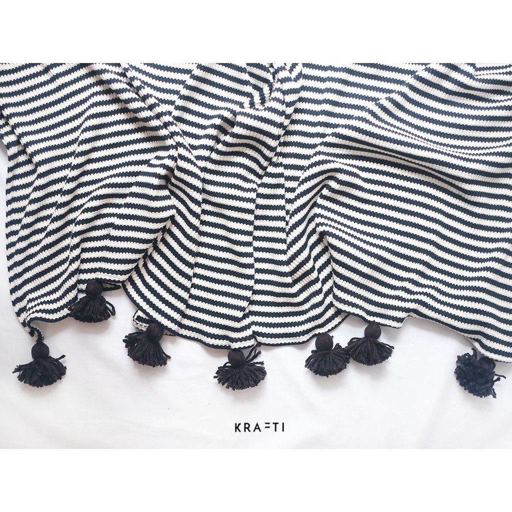 Selimut Rajut / Selimut Sofa Stripes Size 150x180cm