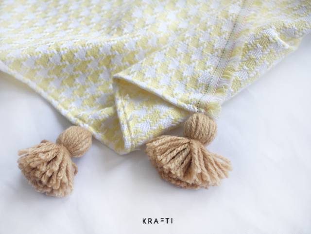 Selimut Traveling / Selimut Sofa Yellow Houndstooth  Tweed
