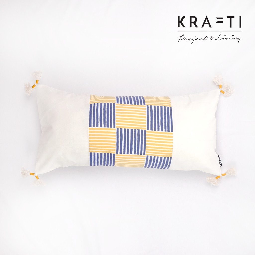 Bantal Sofa Tassel Motif Garis 30x60 cm
