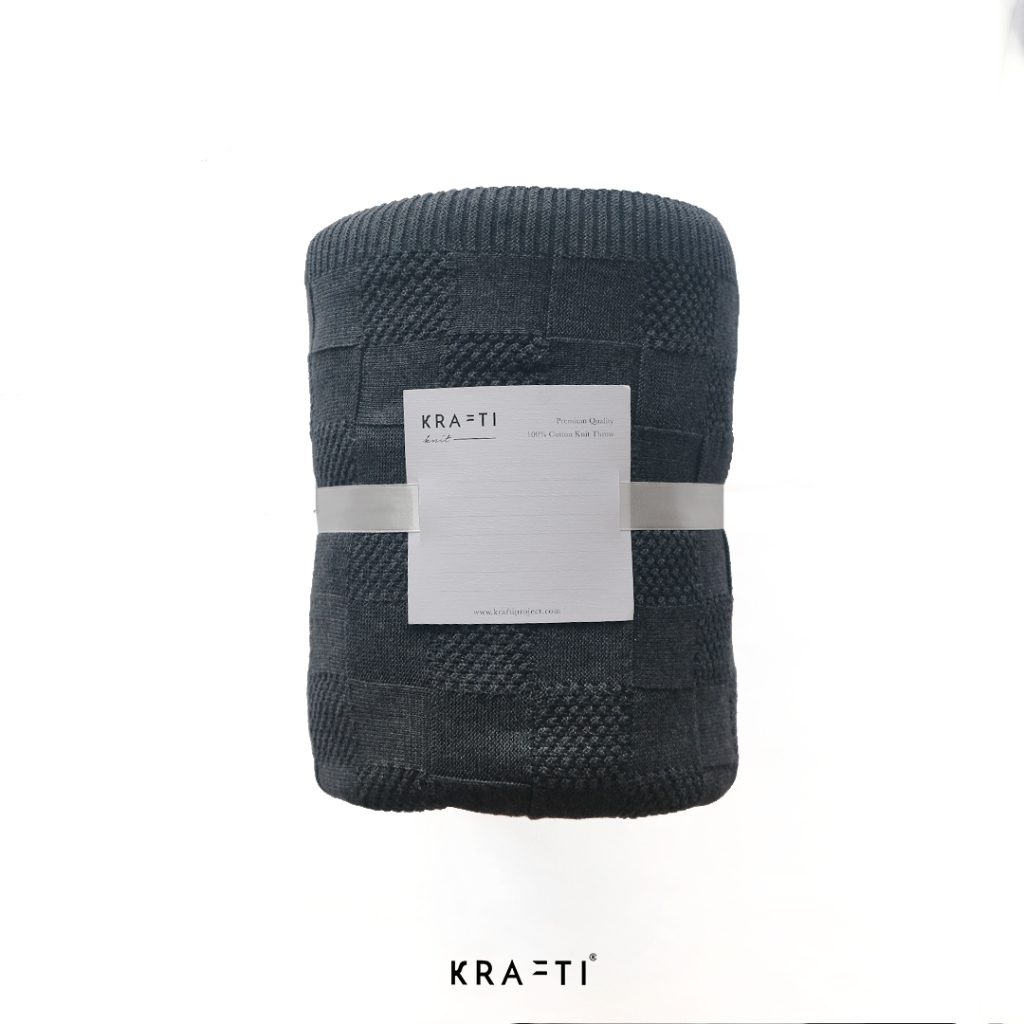 Krafti Project & Living- Selimut Rajut / Selimut Sofa / Selimut travelling / HARLOW CHECKERS BIG SIZE / Selimut Rajut Besar / Selimut Besar / Blanket / Throw Blanket / Knitted Blanket
