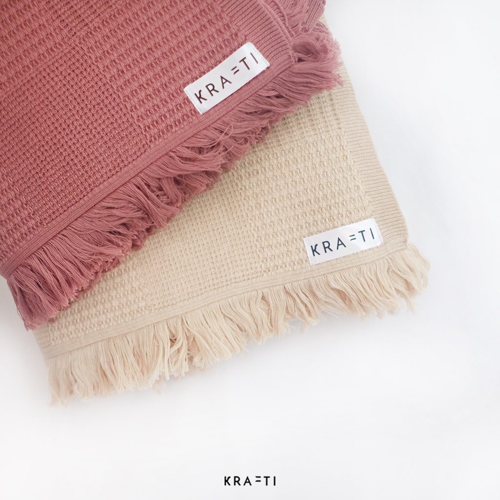 Selimut Rajut / Selimut Katun / Selimut Sofa / Selimut Dewasa / Selimut premium / NORA Fringe Blanket