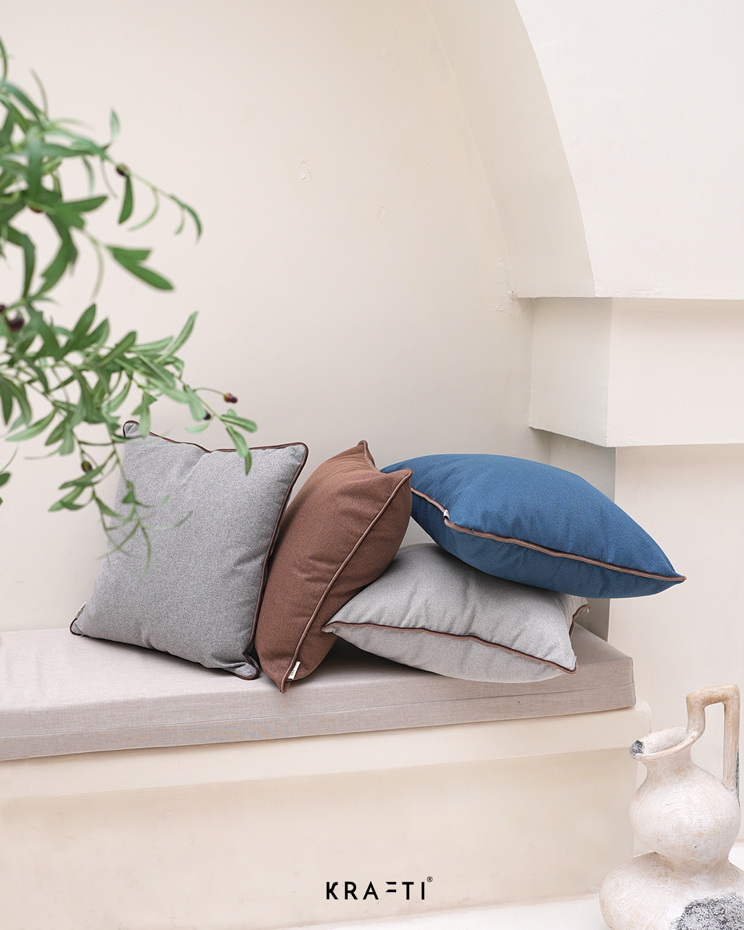 Bassio Basic 50x50 Cushion