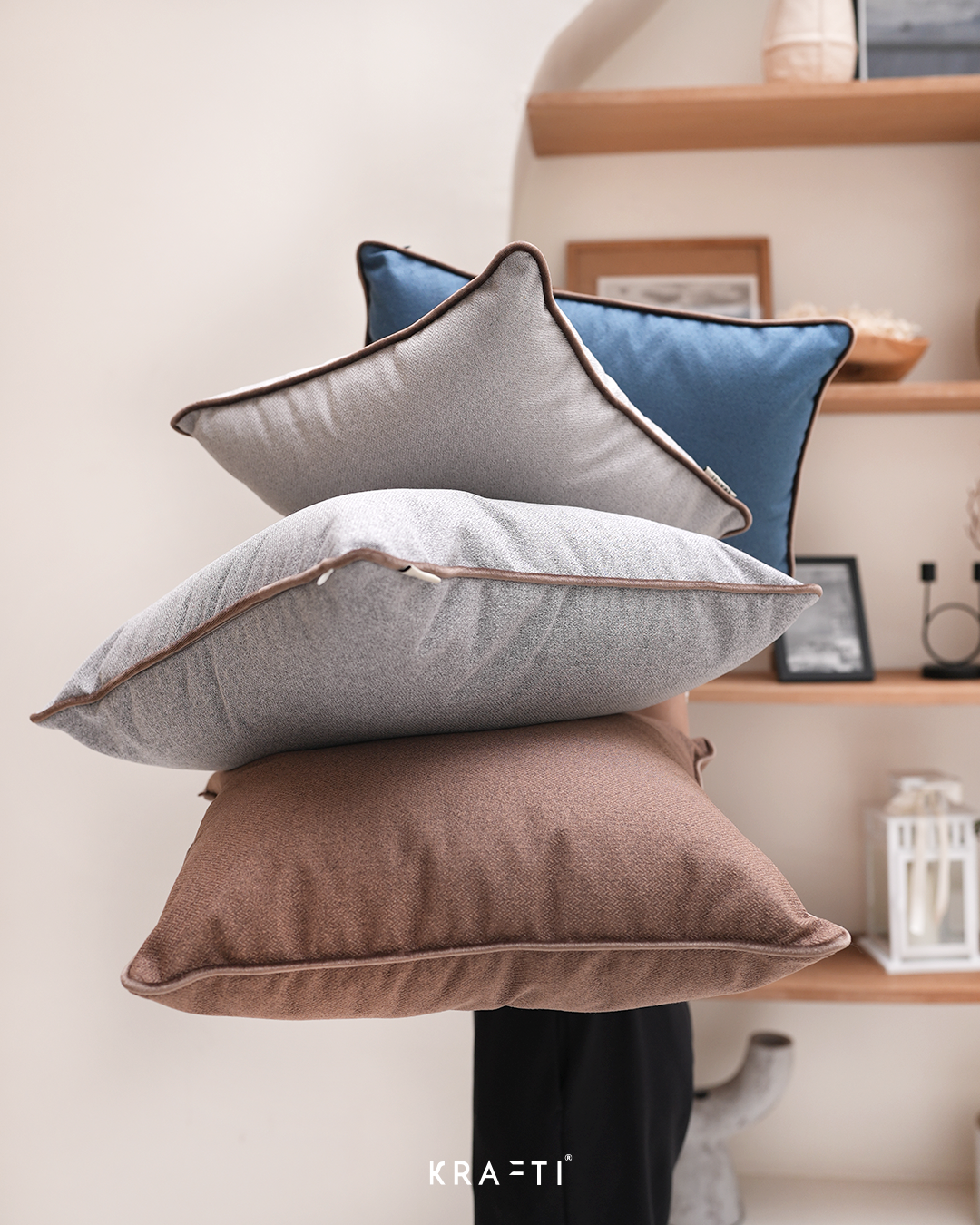 Bassio Basic 50x50 Cushion