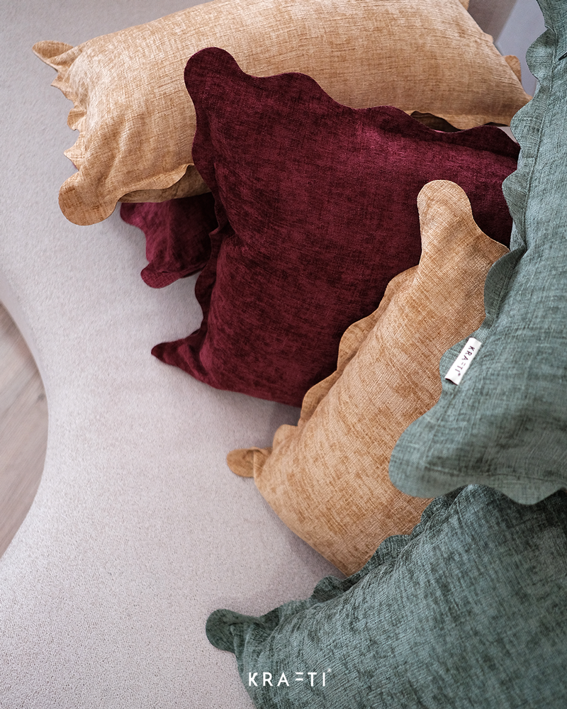 Scallop Velvet Cushiion Pillow