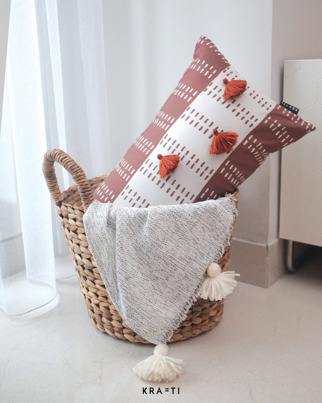 Indira Lumbar Cushion