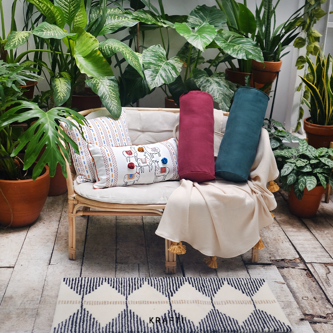Llama Series Cushion